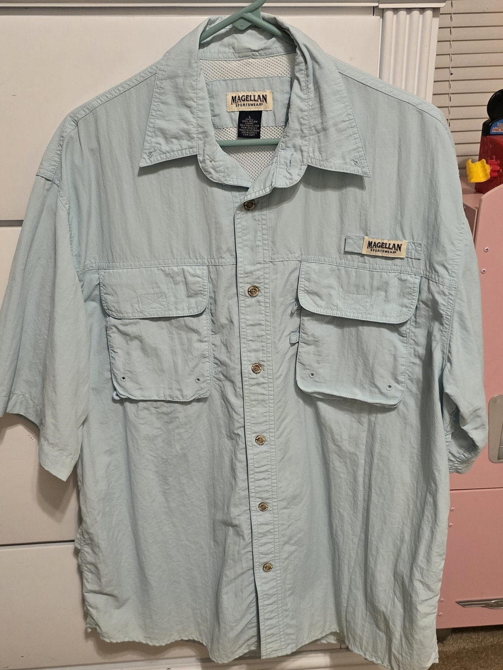Magellan Outdoors Light Blue Short Sleeve Button-Down Shirt